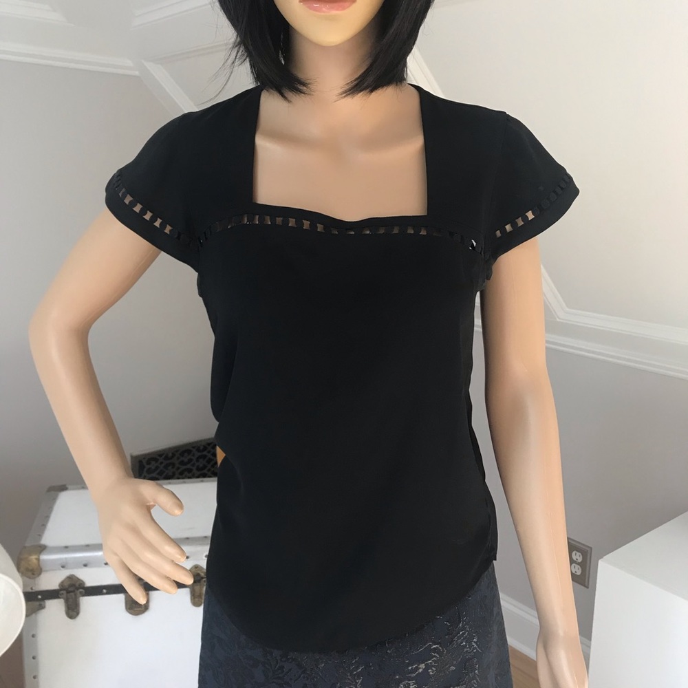 Ann Taylor Short Sleeved Black Top. Size XXS. NWT